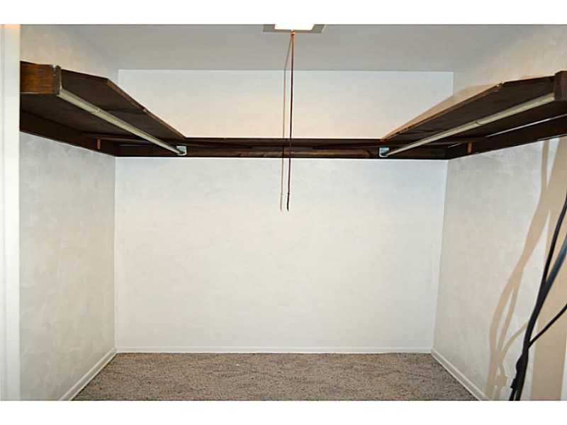 260 Kelly Road Washington, PA 15301 - Photo 16 of 25 Master Bedroom. Walk-In Closet