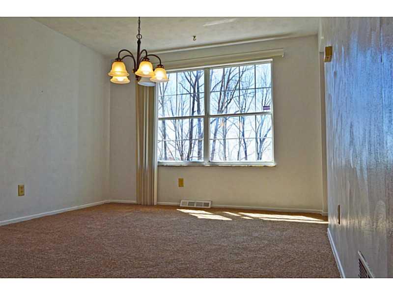 260 Kelly Road Washington, PA 15301 - Photo 5 of 25 Dining Room.