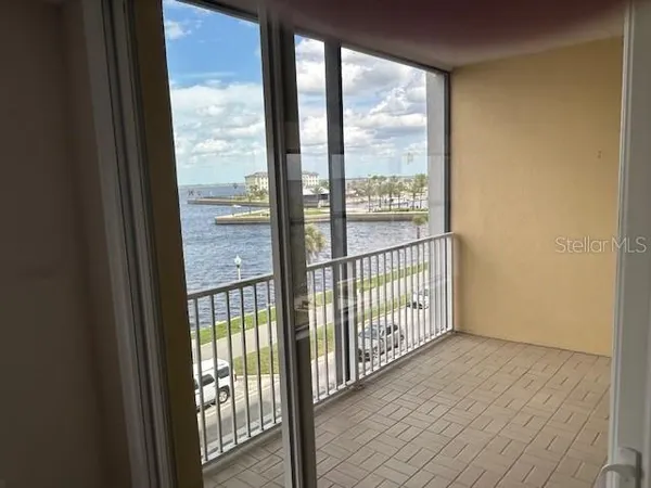 $399,900 | 225 West Seminole Boulevard, Unit 308, Sanford, FL 32771
