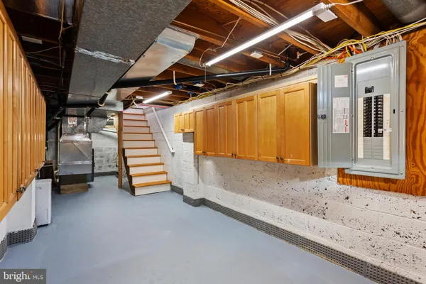 $595,000 | 6 East Albertson Avenue, Haddon Township, NJ 08108