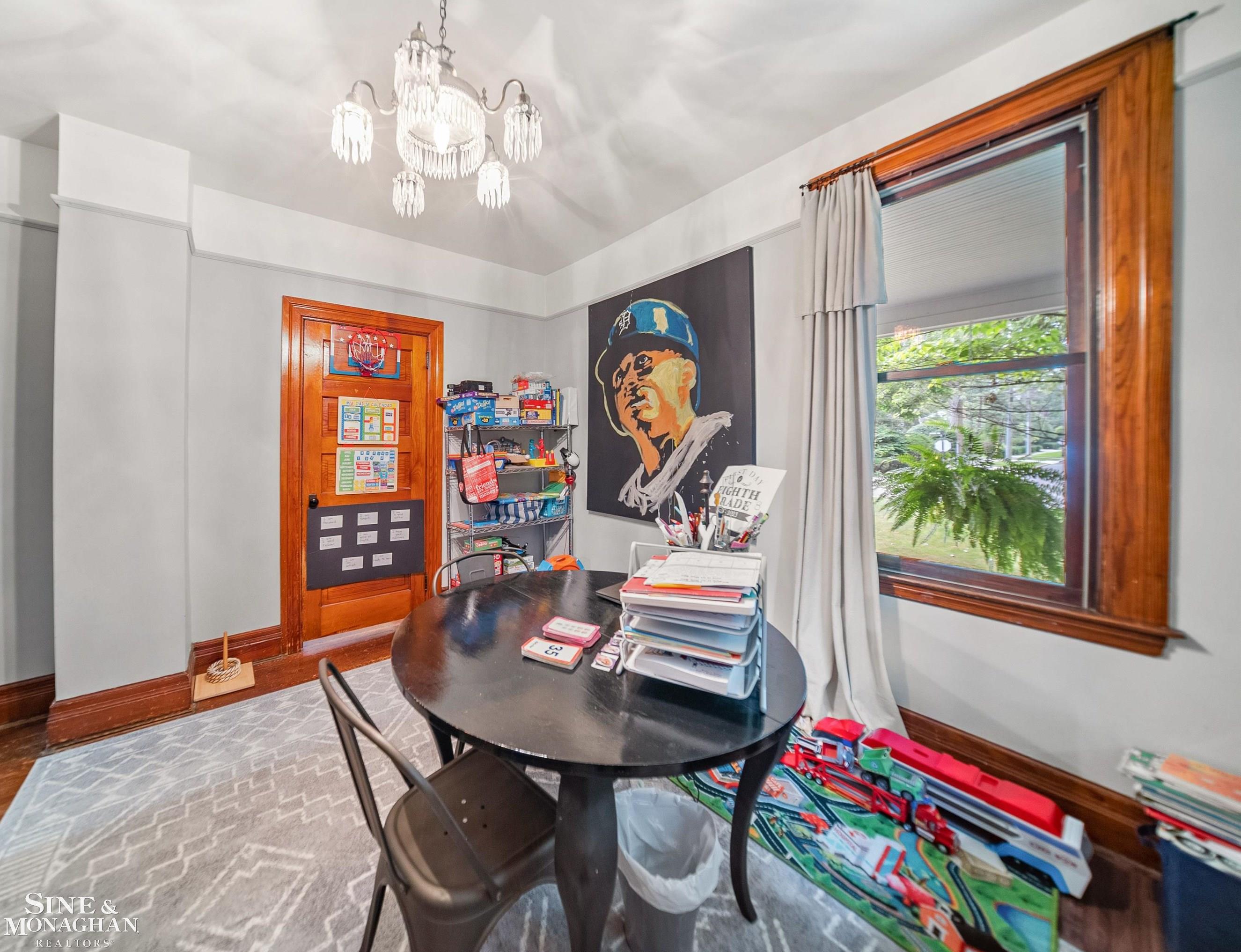 198 Kerby Road Grosse Pointe Farms, MI 48236 - Photo 11 of 40
