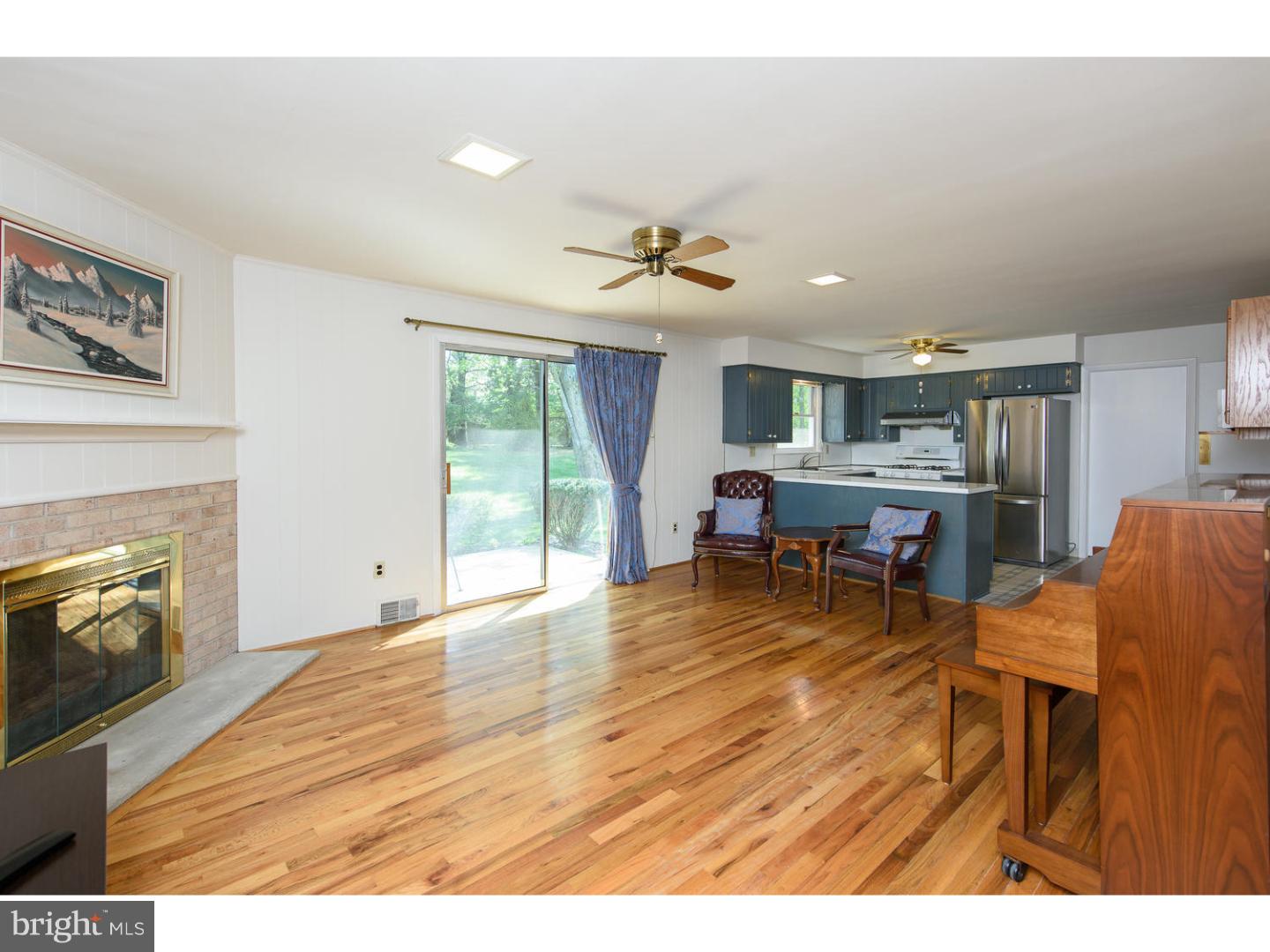 818 West King Road Malvern, PA 19355 - Photo 13 of 24 Family Room