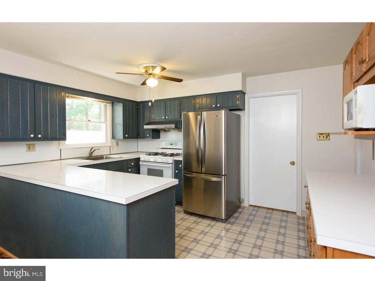818 West King Road Malvern, PA 19355 - Photo 10 of 24 Kitchen