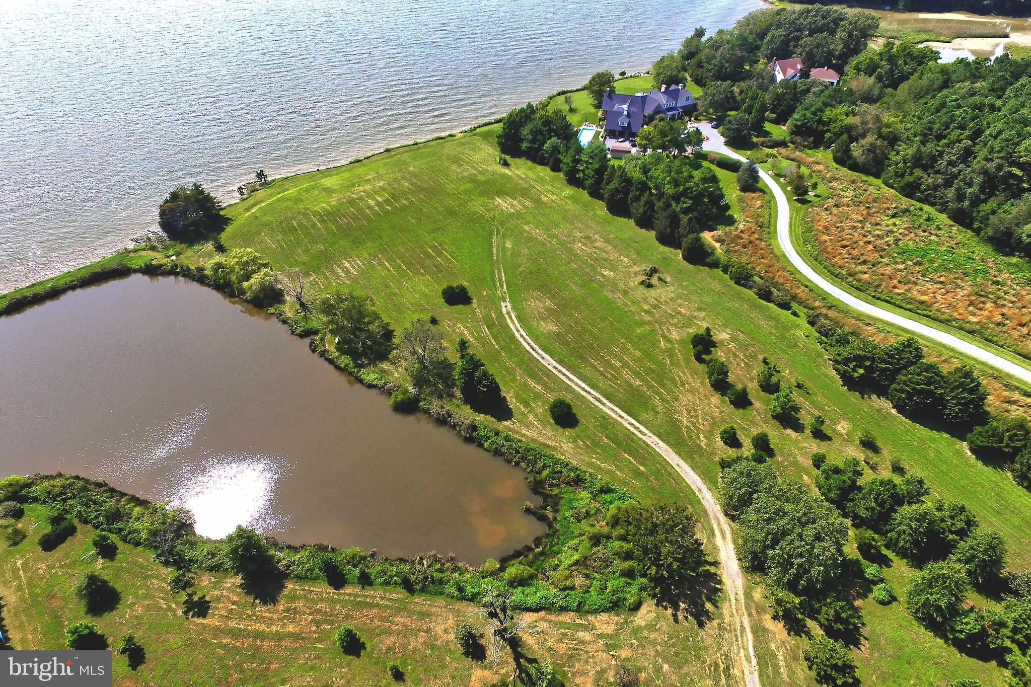 29569 Porpoise Creek Road Trappe, MD 21673 - Photo 3 of 25 a view of a garden