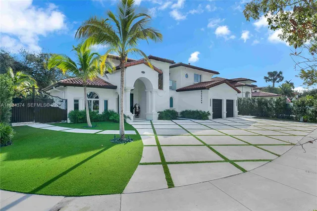 $1,600,000 | 15721 Northwest 79th Court, Miami Lakes, FL 33016