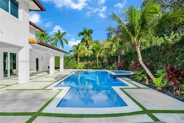 $1,550,000 | 15721 Northwest 79th Court, Miami Lakes, FL 33016