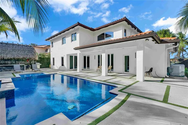 $1,600,000 | 15721 Northwest 79th Court, Miami Lakes, FL 33016