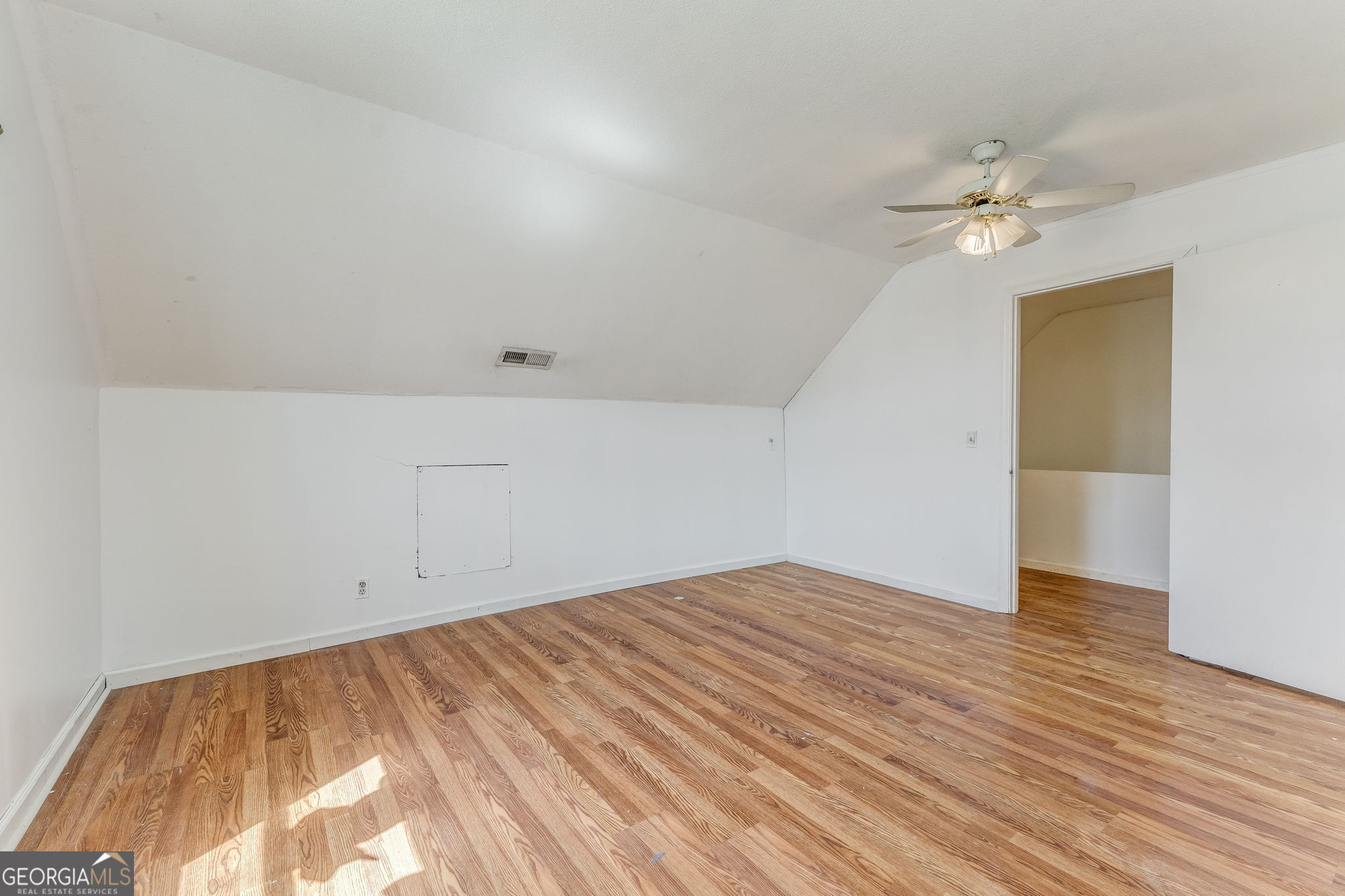 533 Underwood Street Dalton, GA 30721 - Photo 30 of 56 a view of empty room with wooden floor