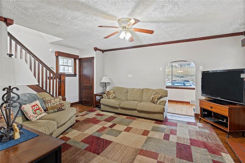1831 Devonshire Road Coraopolis, PA 15108 - Photo 3 of 23 Gallery Image 3