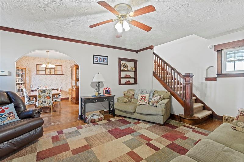 1831 Devonshire Road Coraopolis, PA 15108 - Photo 5 of 23 Gallery Image 5