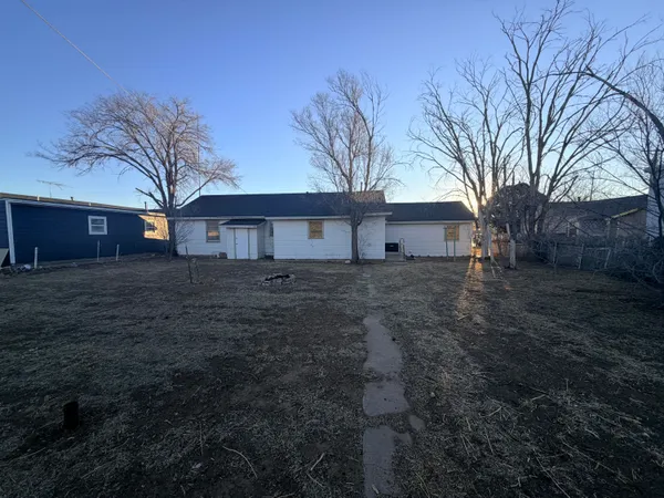 $81,000 | 1216 College Avenue, Levelland, TX 79336