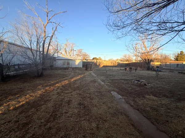 $81,000 | 1216 College Avenue, Levelland, TX 79336