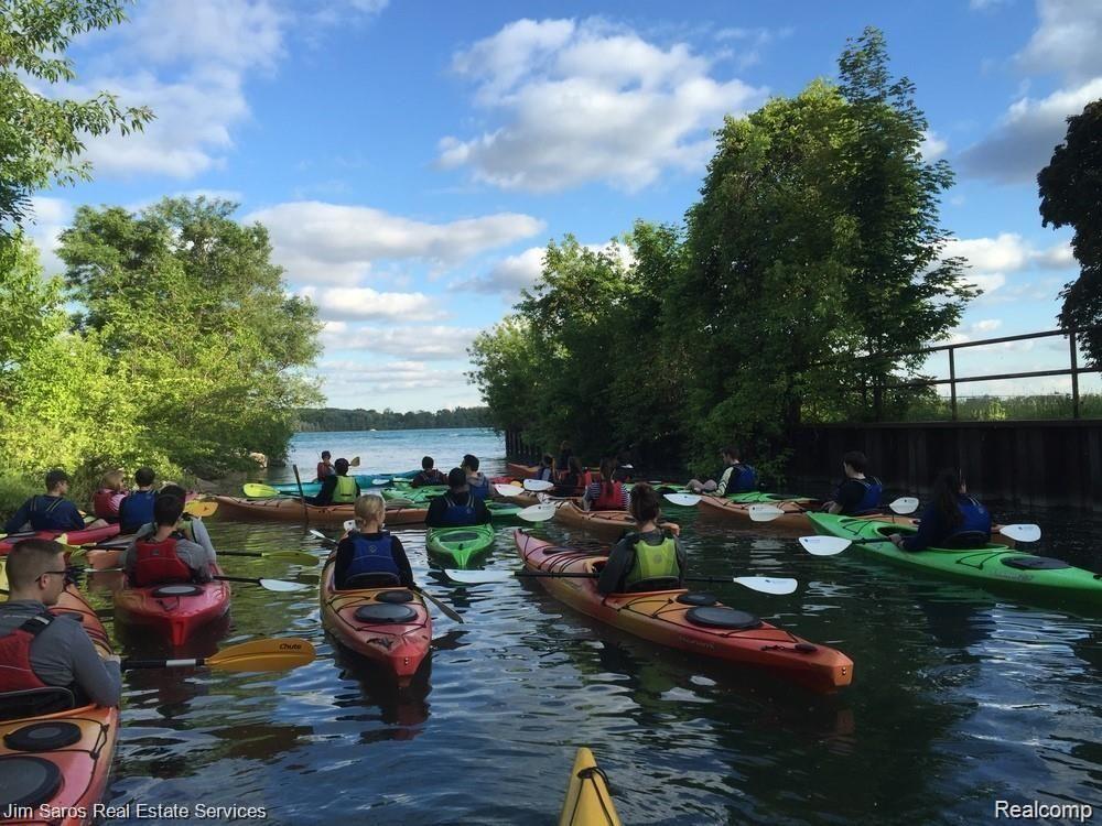 560 Alter Road Detroit, MI 48215 - Photo 11 of 12 Kayak2.jpeg