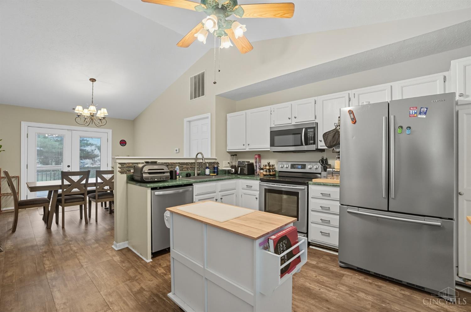 336 Ridgeview Lane Monroe, OH 45050 - Photo 6 of 22 Gallery Image 6