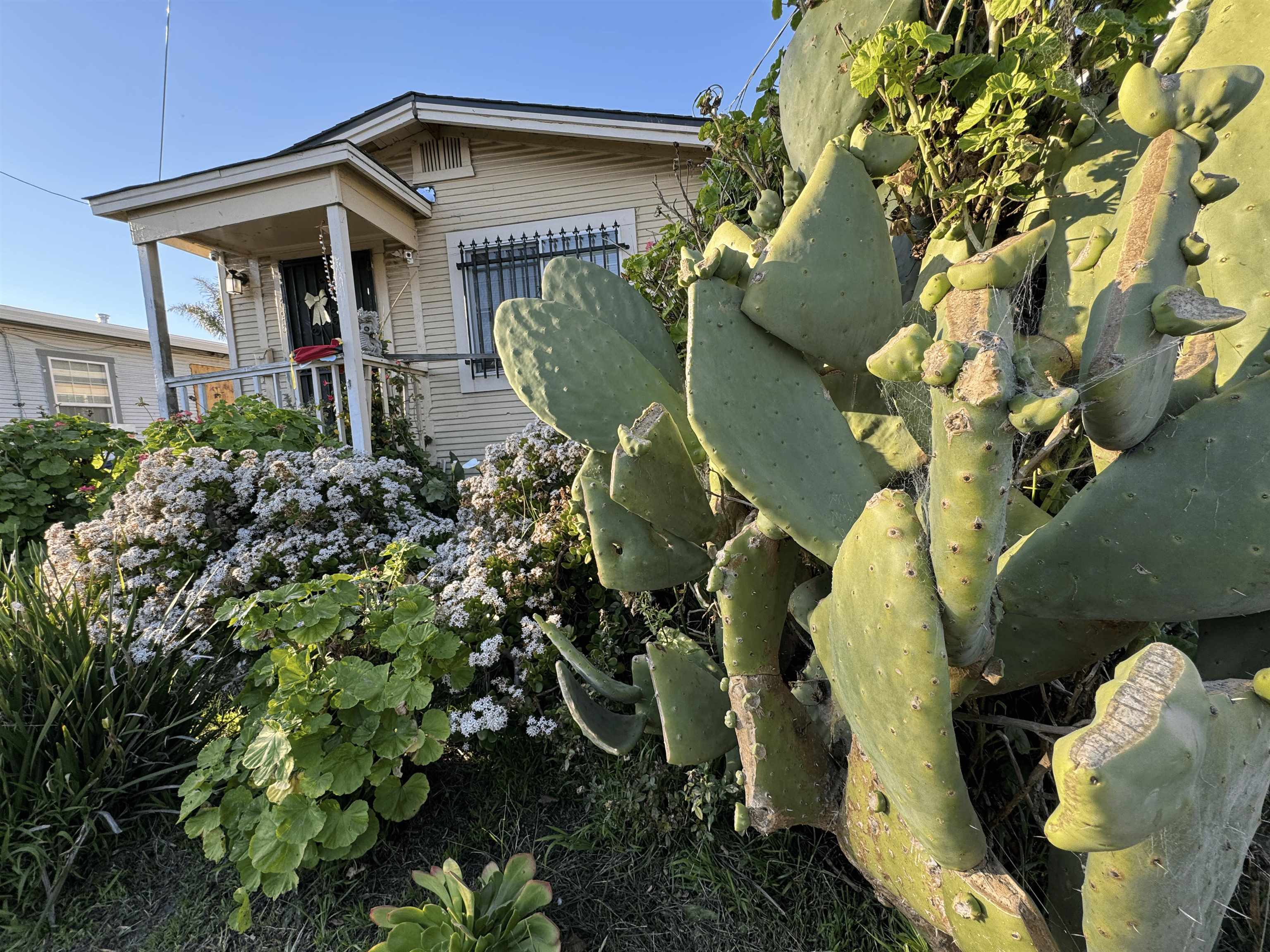1823 Church Street Oakland, CA 94621 - Photo 16 of 18 View of front of property