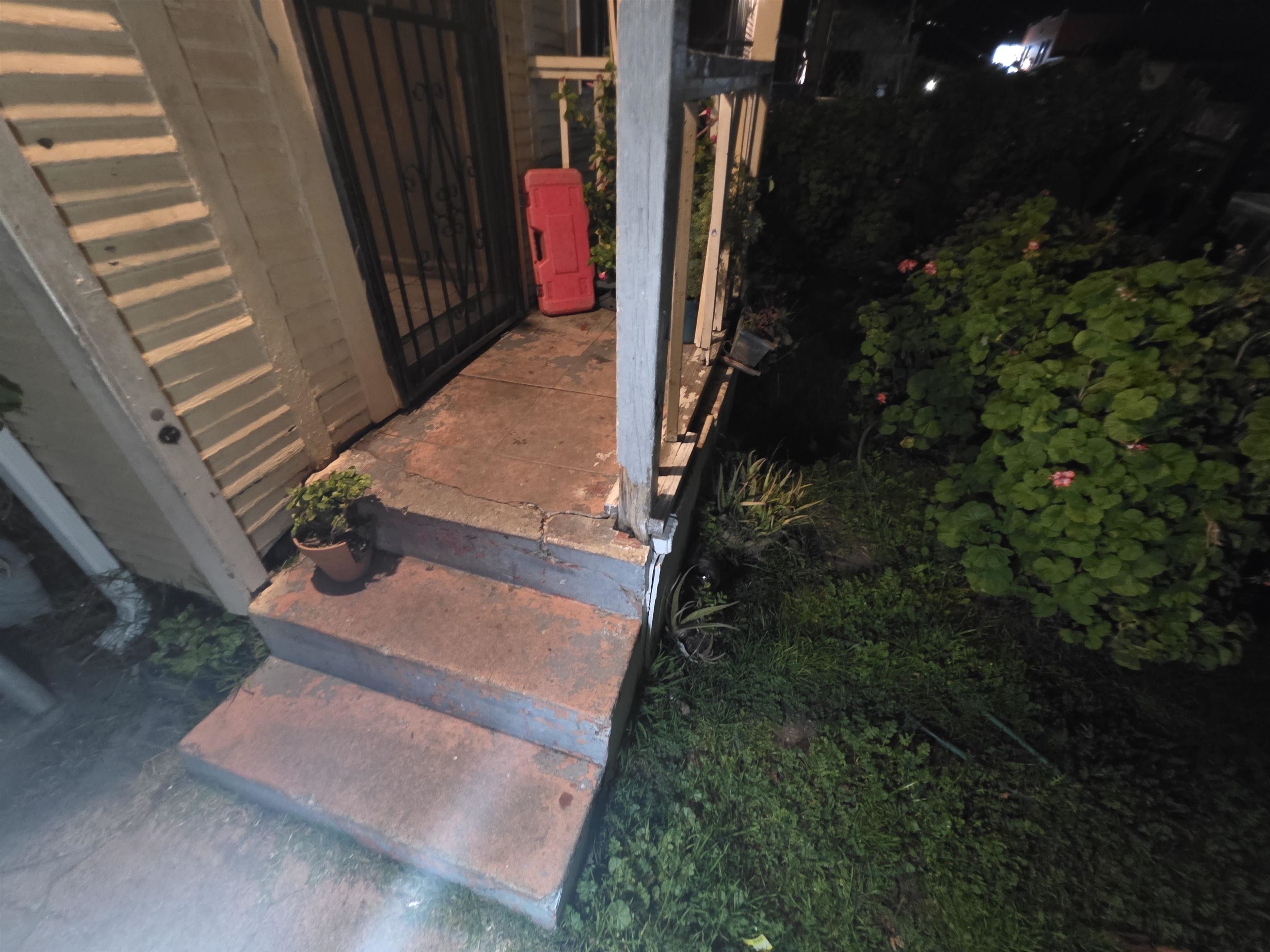 1823 Church Street Oakland, CA 94621 - Photo 5 of 15 a view of backyard