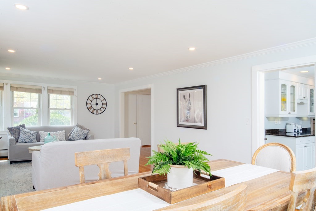 588 Andover Street Lowell, MA 01852 - Photo 11 of 35