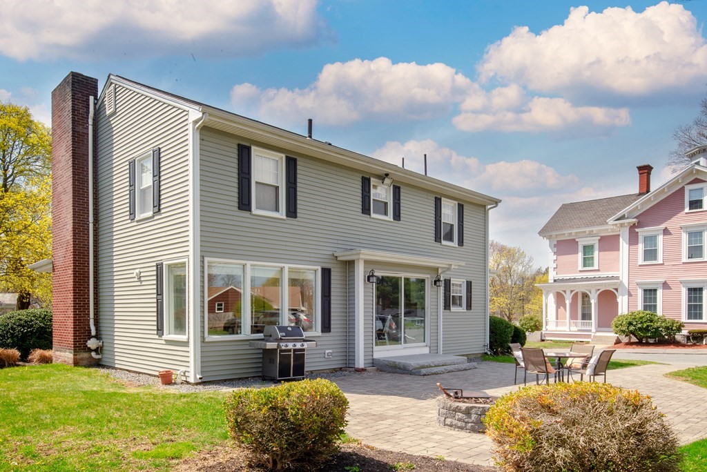 588 Andover Street Lowell, MA 01852 - Photo 8 of 35
