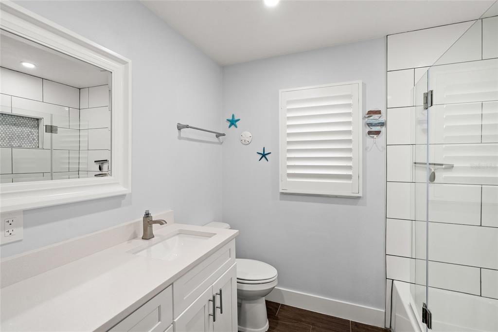 3405 South Lockwood Ridge Road Sarasota, FL 34239 - Photo 30 of 43