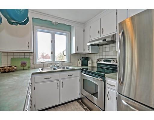 32 Rome Avenue Bellingham, MA 02019 - Photo 11 of 30