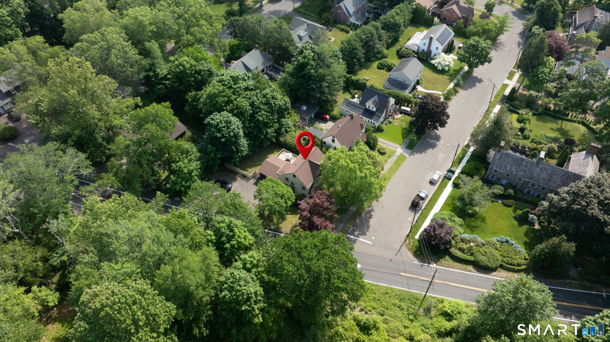127 Roger Road New Haven, CT 06515 - Photo 35 of 40
