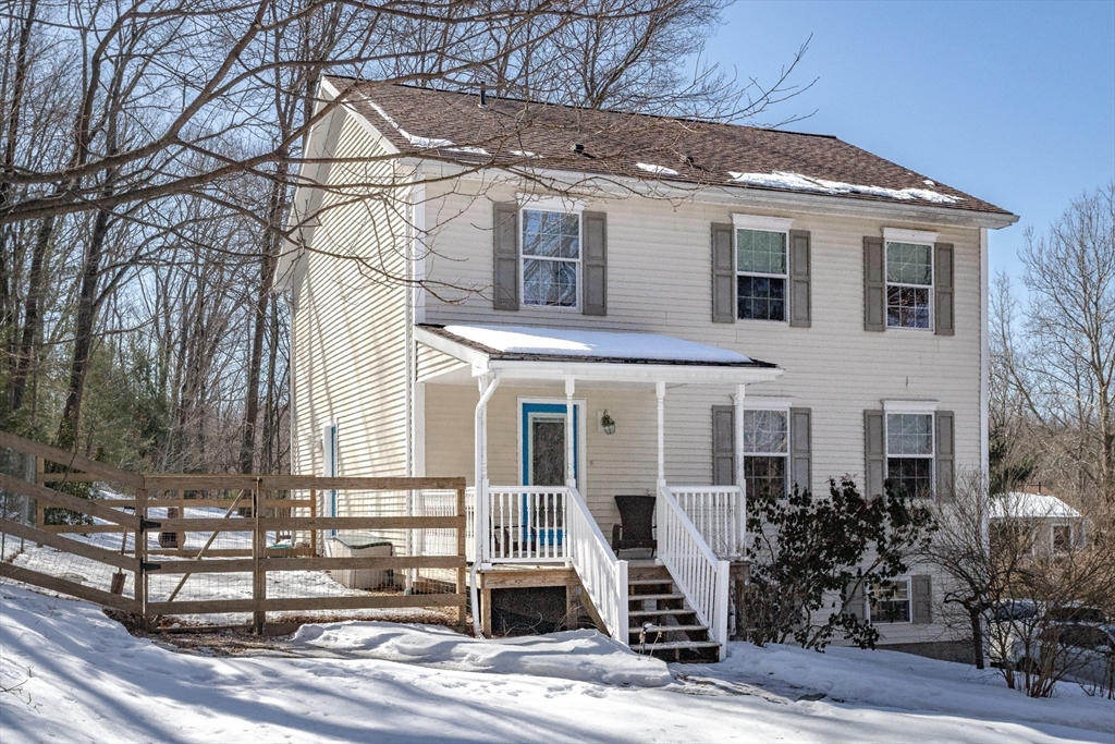 497 Riverside Drive Northampton, MA 01062 - Photo 1 of 41