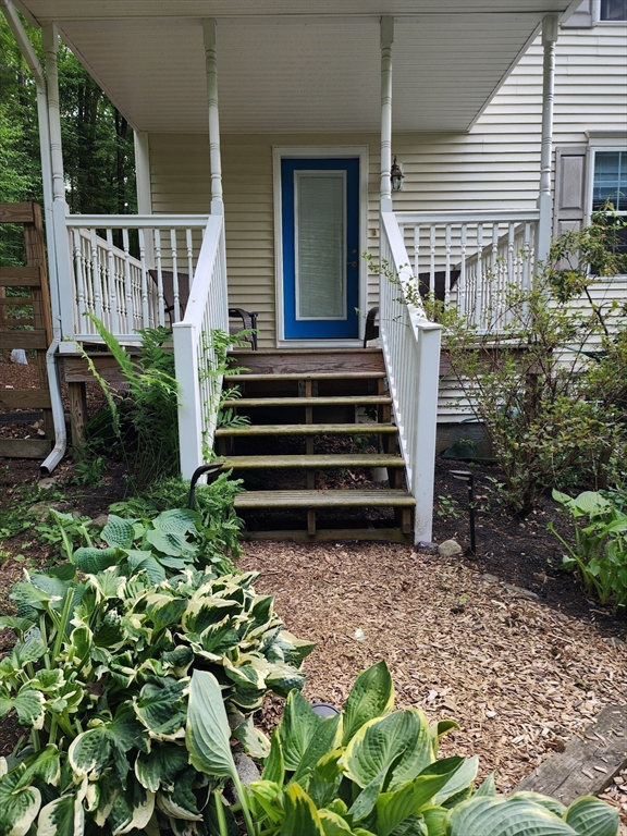 497 Riverside Drive Northampton, MA 01062 - Photo 34 of 41