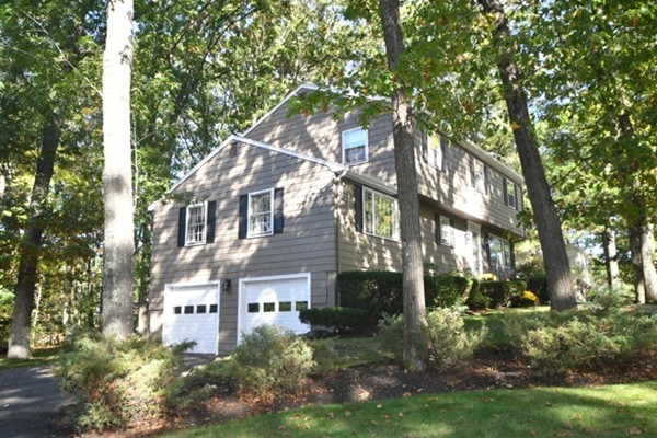 12 Bradley Road Andover, MA 01810 - Photo 2 of 29 Gallery Image 2