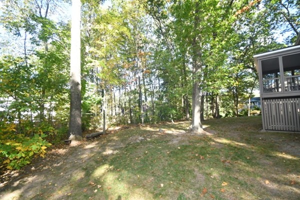 12 Bradley Road Andover, MA 01810 - Photo 28 of 29 Gallery Image 28
