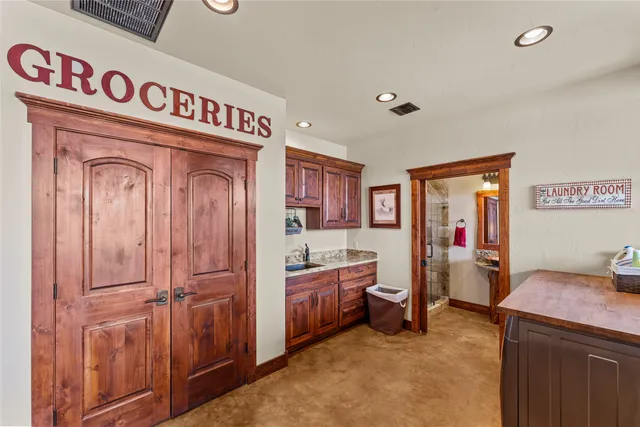 $5,950,000 | 1585 Kc 213, Menard, TX 76859