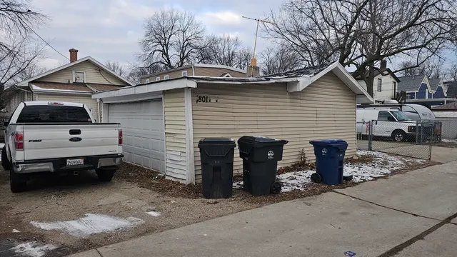 $275,000 | 1801 Brown Avenue, Evanston, IL 60201