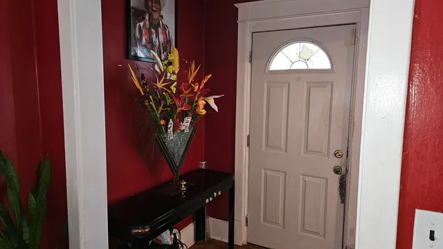 $275,000 | 1801 Brown Avenue, Evanston, IL 60201