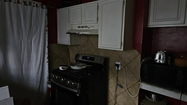 $275,000 | 1801 Brown Avenue, Evanston, IL 60201