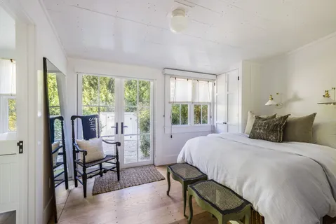 72 Hempstead Street, Sag Harbor, NY 11963