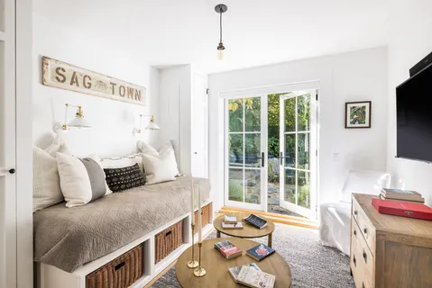 72 Hempstead Street, Sag Harbor, NY 11963