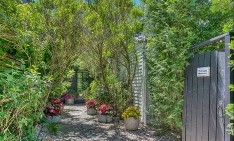 72 Hempstead Street, Sag Harbor, NY 11963