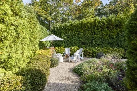 72 Hempstead Street, Sag Harbor, NY 11963