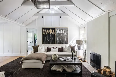 72 Hempstead Street, Sag Harbor, NY 11963