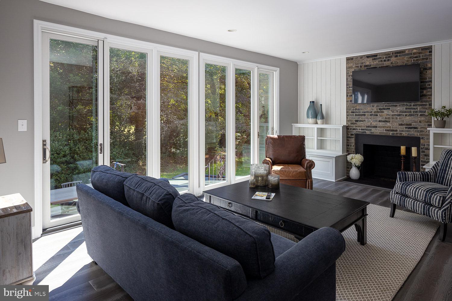 2 Chatham Place Wallingford, PA 19086 - Photo 13 of 37 Light-filled family room