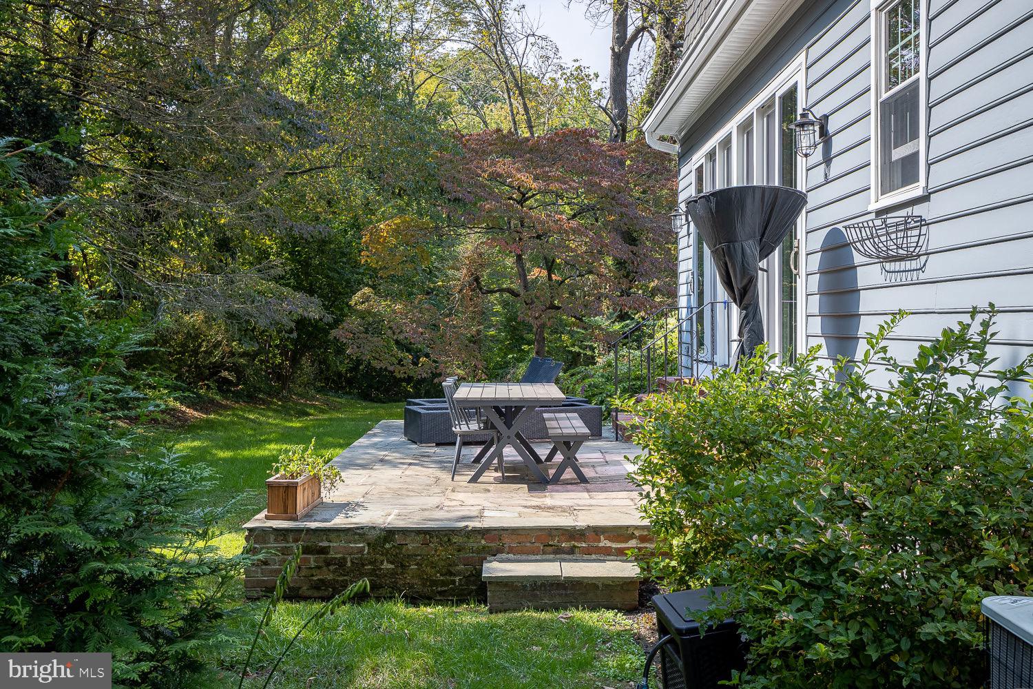 2 Chatham Place Wallingford, PA 19086 - Photo 33 of 37 Rear patio