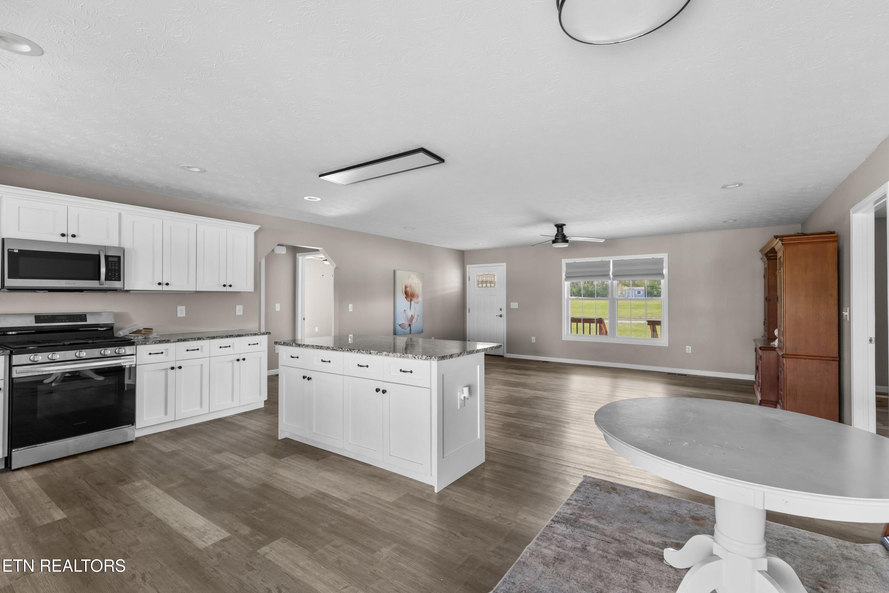 1159 Camellia Road Newport, TN 37821 - Photo 28 of 45 015-1159CamelliaRoad-Newport-TN-37821-SM