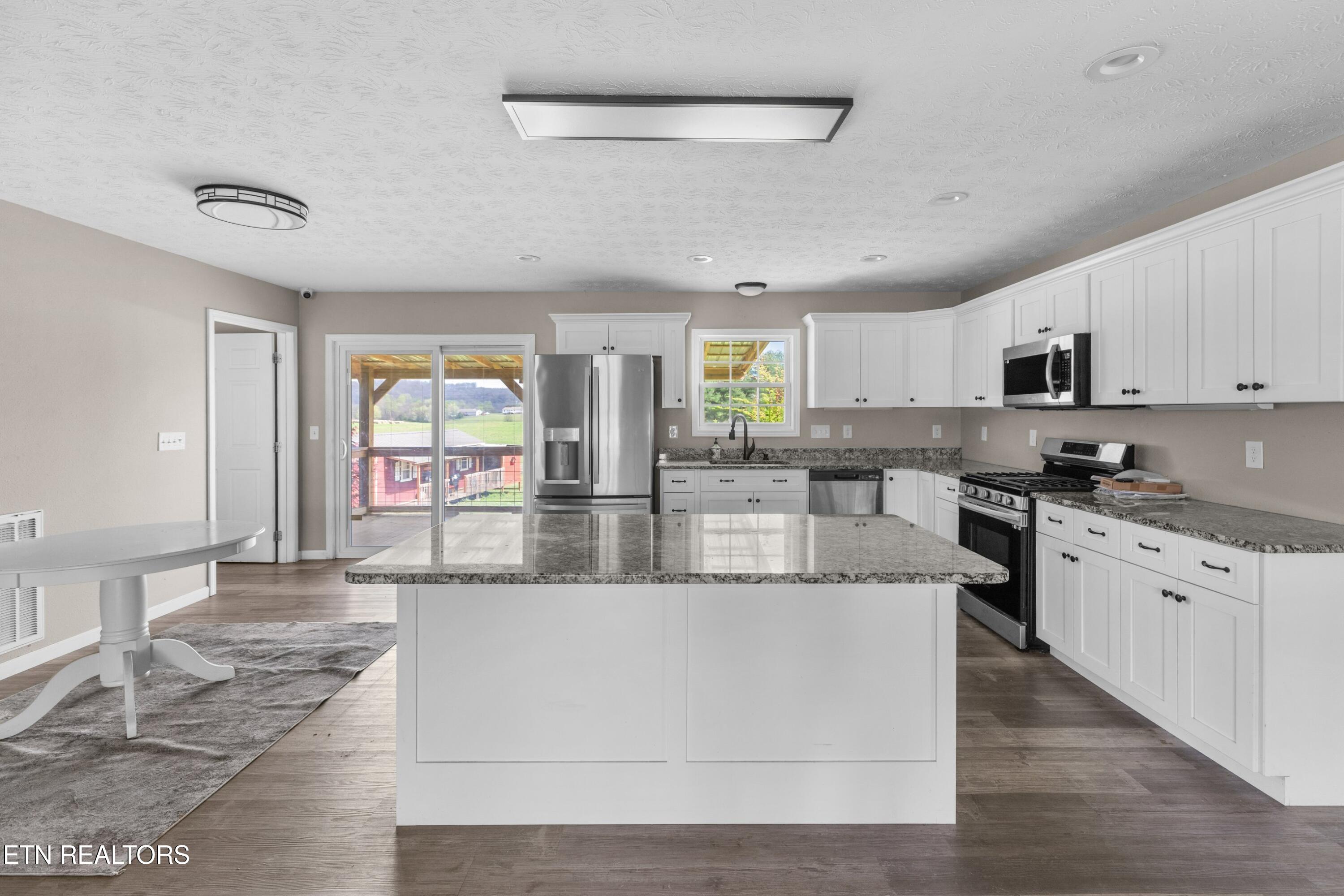 1159 Camellia Road Newport, TN 37821 - Photo 29 of 45 011-1159CamelliaRoad-Newport-TN-37821-SM