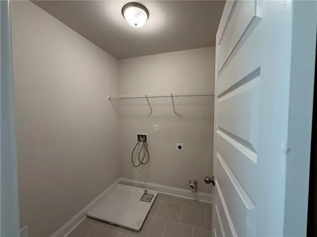 $2,700 | 7327 Rocklin Lane, Flowery Branch, GA 30542