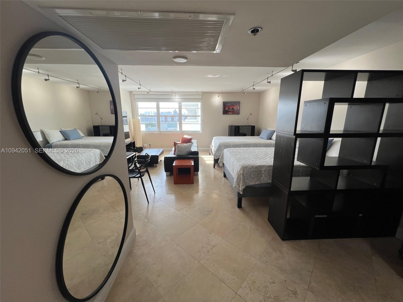 100 Lincoln Road, Unit 716 Miami Beach, FL 33139 - Photo 10 of 40