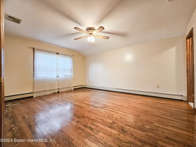 $1,150,000 | 44 Hillcrest Street | Great Kills