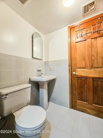 $1,150,000 | 44 Hillcrest Street | Great Kills