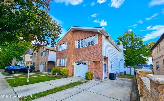 $1,150,000 | 44 Hillcrest Street | Great Kills