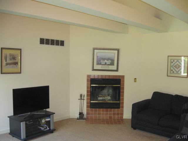 775 Texas Road Easton, PA 18042 - Photo 21 of 41 1st Floor Family Room