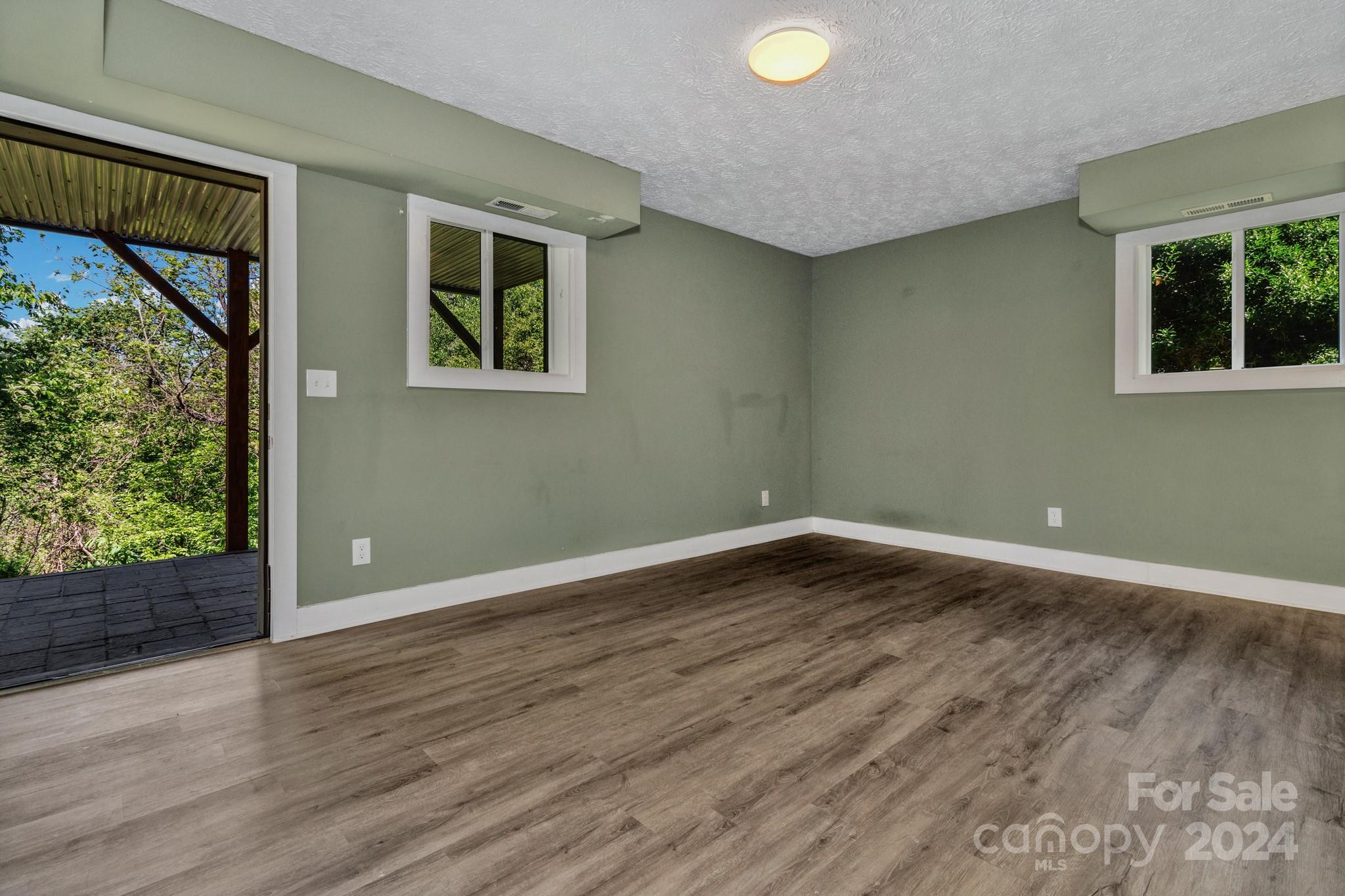24 Winding Road Asheville, NC 28803 - Photo 29 of 37 Gallery Image 29