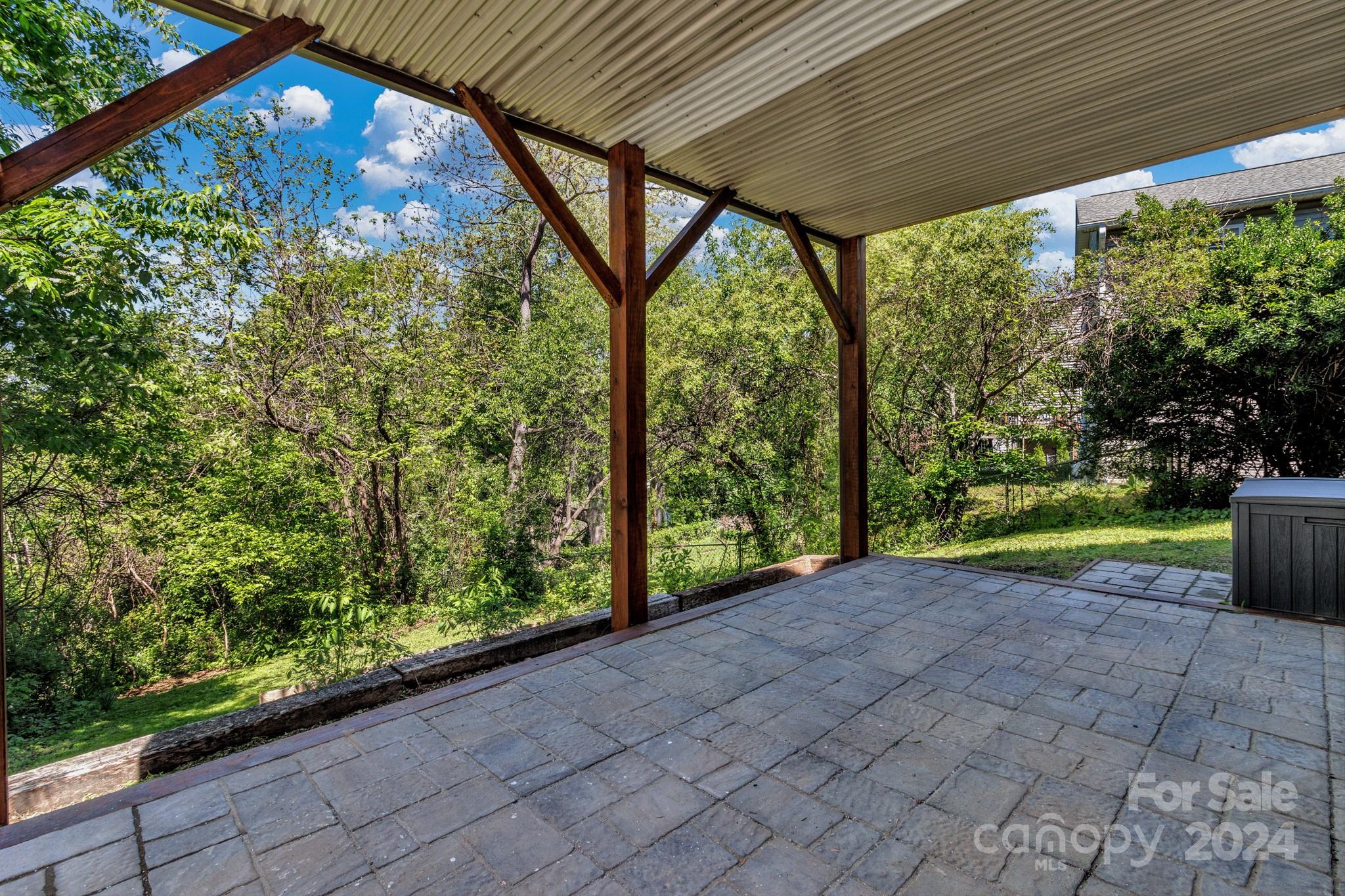 24 Winding Road Asheville, NC 28803 - Photo 32 of 37 Gallery Image 32